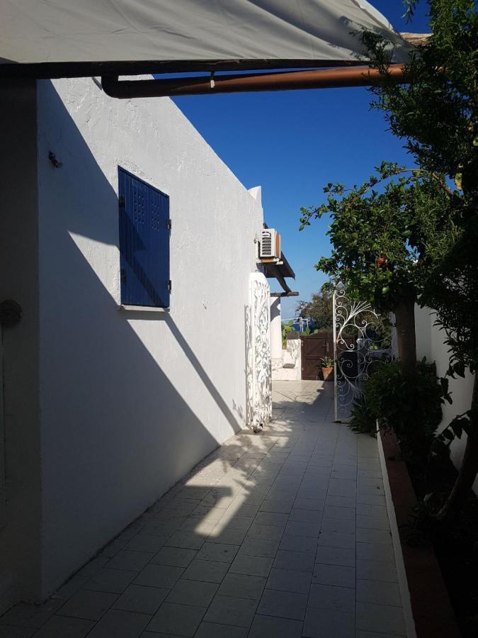 Con I Piedi Nell'Acqua Apartment Stromboli Ngoại thất bức ảnh