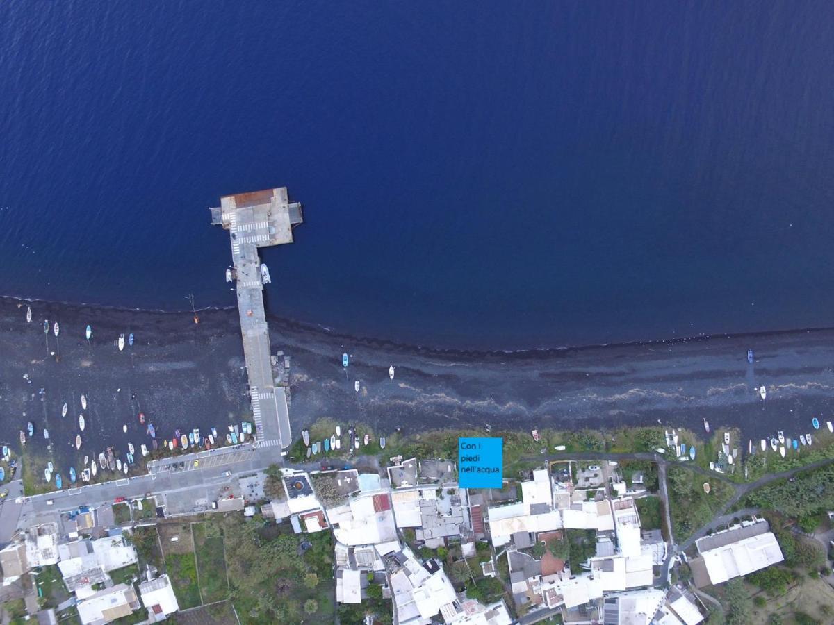 Con I Piedi Nell'Acqua Apartment Stromboli Ngoại thất bức ảnh